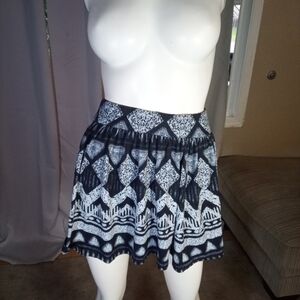 Suzy Shier Black and White Smocked Skater Mini Skirt